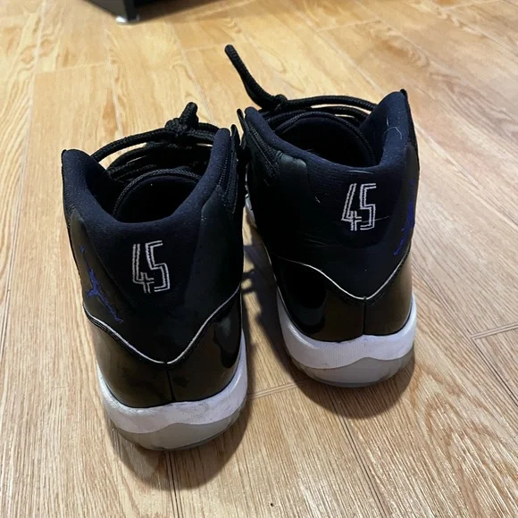 jordan’s - Picture 3 of 5